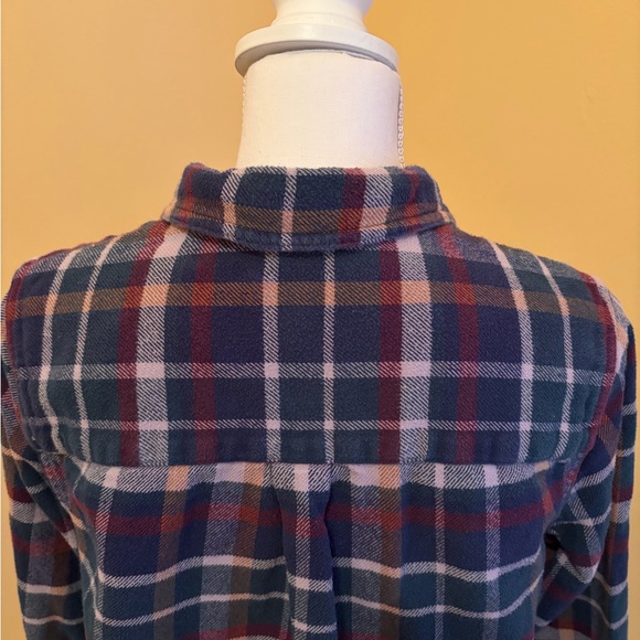 L.L. Bean Organic Cotton Plaid Flannel Shirt Small Women’s Blue Green purple EUC - Picture 7 of 13